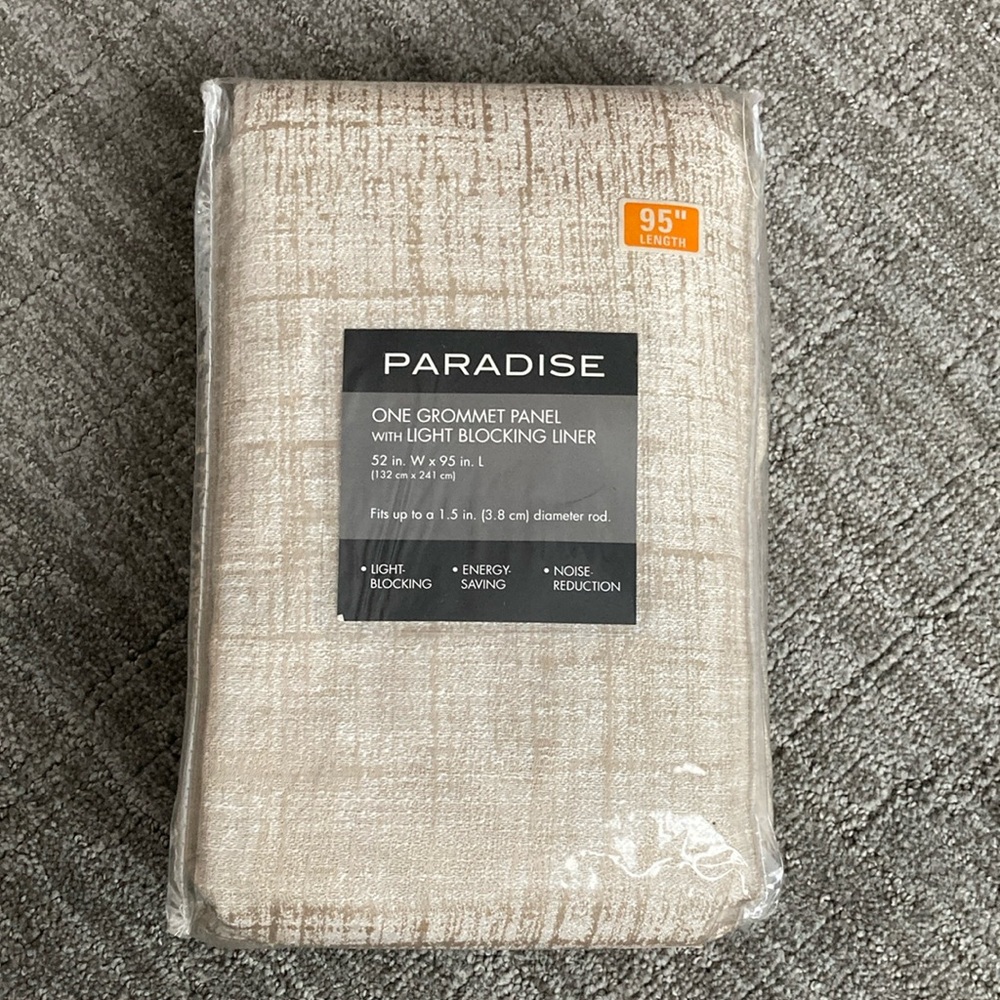 Paradise Grommet Panel w/ Light Blocking Liner